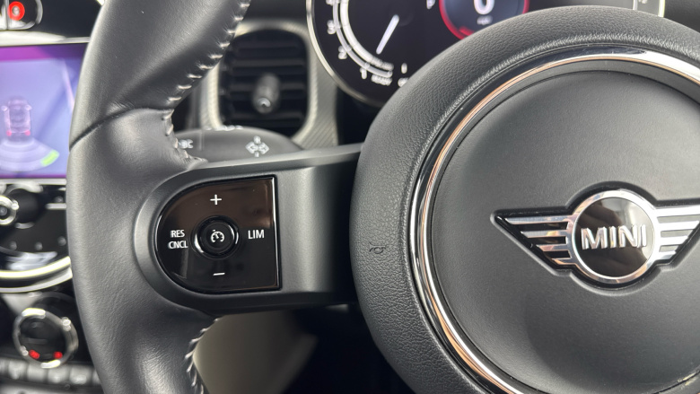 MINI Cooper 1.5 C Classic [Level 2] 3dr Auto Petrol Hatchback